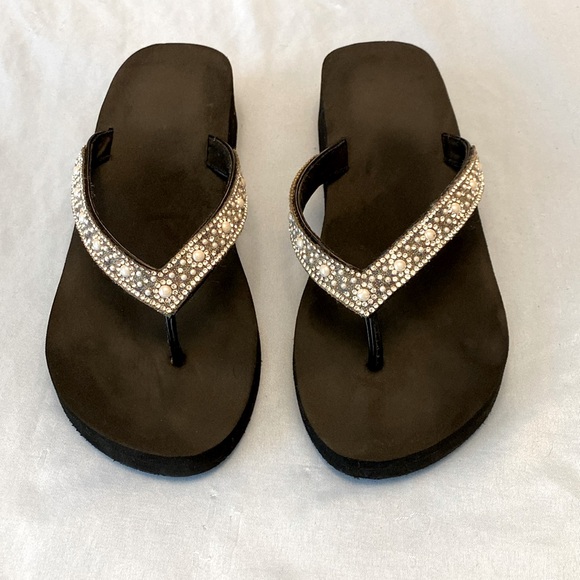 Black Sparkly Flip Flops - Picture 1 of 4